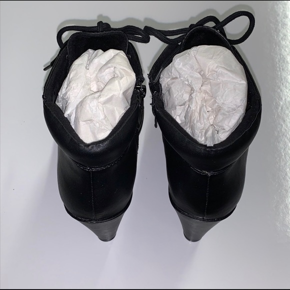 Blowfish Venus Bootie - Picture 4 of 7